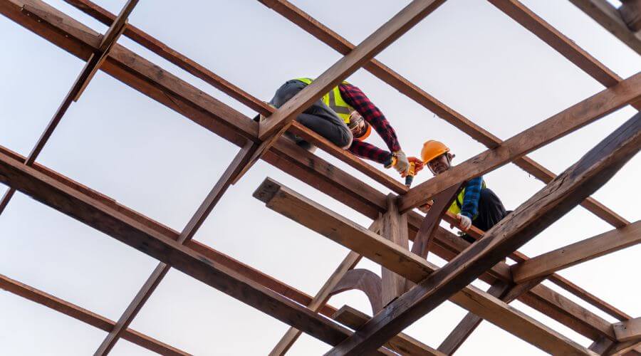 Professional gutter cleaning services in Oakville, CA